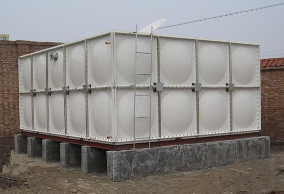 如果玻璃鋼水箱底部和角落泄漏，該怎么辦？