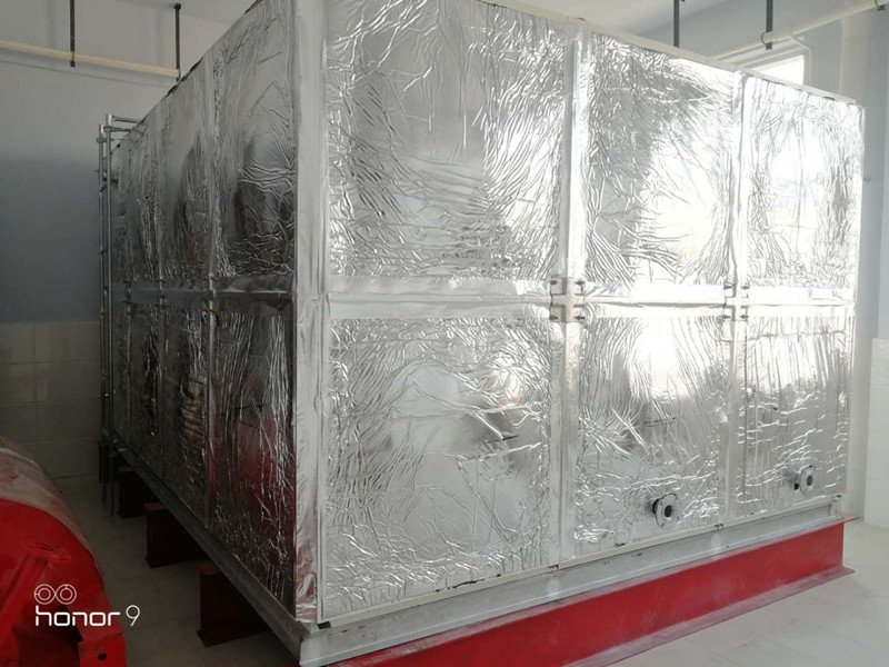 玻璃鋼水箱在北方地區(qū)使用要注意保溫