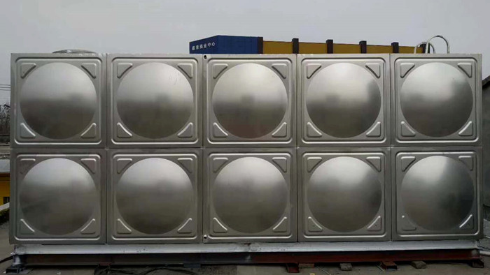 方形不銹鋼水箱安裝時(shí)需要注意哪些問題？